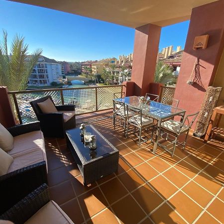 Apartamento Con Terraza Sobre La Marina De Sotogrande 圣罗克 外观 照片